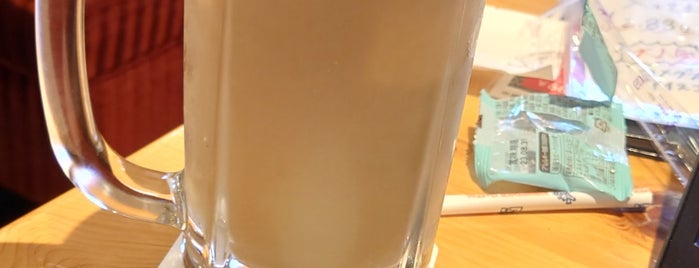 Komeda's Coffee is one of カフェ 行きたい2.