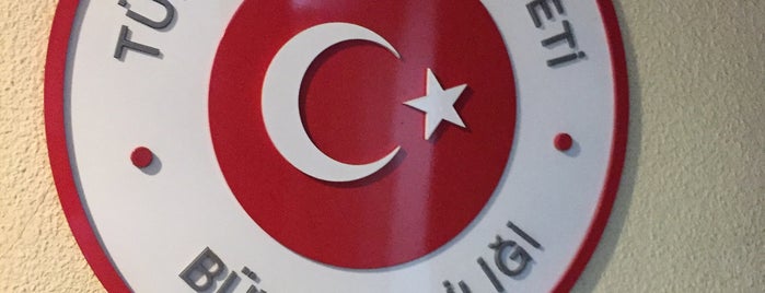 Embassy of the Republic of Turkey - Türkiye Cumhuriyeti Madrid Büyükelçiliği is one of Tahaさんのお気に入りスポット.