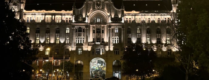 Four Seasons Hotel Gresham Palace Budapest is one of Вена-Братислава-Будапешт.