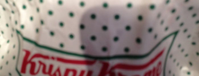 Krispy Kreme is one of สถานที่ที่ Jaime ถูกใจ.