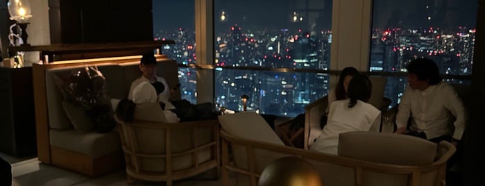 Rooftop Bar is one of Tokyo to do.