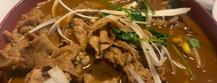 Hot Taste Restaurant 糊塗樓 is one of Foodie's List.