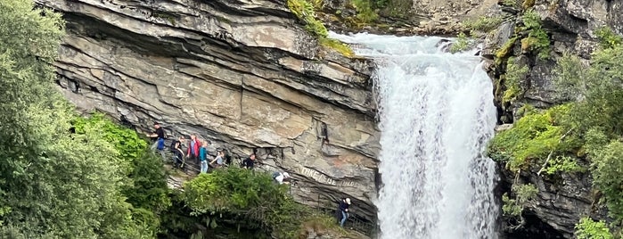 Storsæterfossen is one of Krzysztofさんのお気に入りスポット.