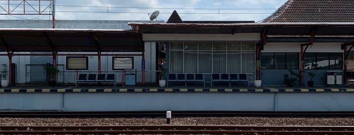 Stasiun Maguwo is one of Train Station Java.