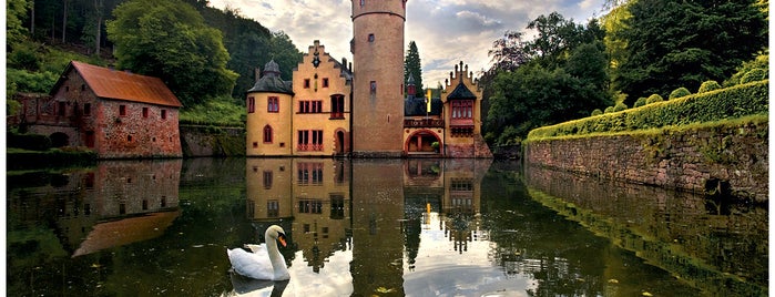 Schloss Mespelbrunn is one of alev.