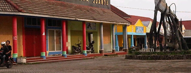 Pasar Wisata Bandara Juanda is one of HOP SIDOARJO.