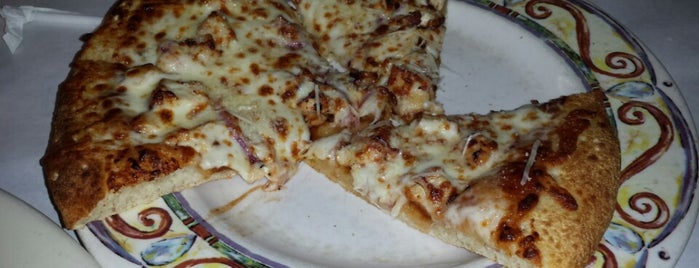 Little Pepperoni is one of The 13 Best Places for Naan in Saint Petersburg.