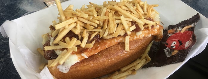 Sweet Dogs 305 is one of Coral Gables Recommended Weekday Lunch Spots.