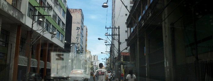 R. Carlos Gomes is one of Lieux qui ont plu à Paulo.