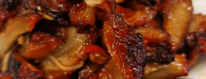 Fan Cai Xiang Vegetarian Restaurant is one of Posti che sono piaciuti a Kern.