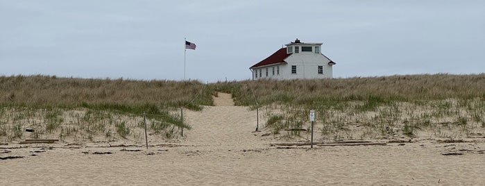 Race Point Beach is one of Ptown.