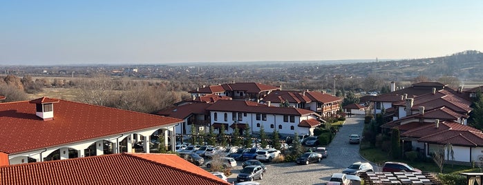 Starosel - Тракийска Резиденция is one of Locais curtidos por Jana.