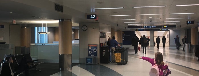 Concourse A is one of Lieux qui ont plu à Enrique.