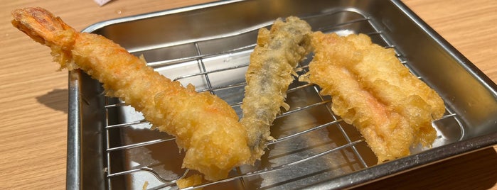 Tempura-dokoro Hirao is one of Fukuoka.