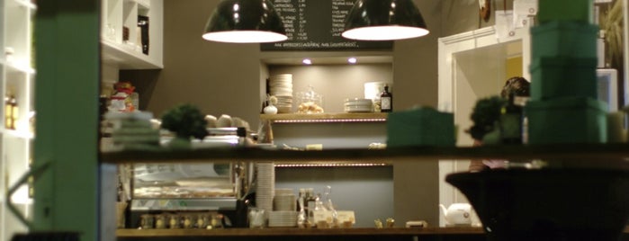 oheim is one of Europe specialty coffee shops & roasteries.