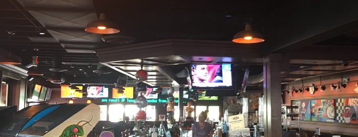 Panini's Bar and Grill is one of Best Bars in Ohio to watch NFL SUNDAY TICKET™.