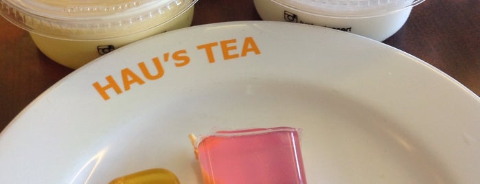 Hau's Tea is one of Kuliner.