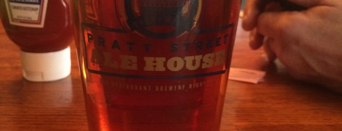 Pratt Street Ale House is one of Lugares favoritos de Wendy.
