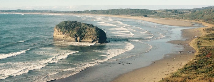 Piedra Run Mar Brava is one of RECORRIDO POR CHILE.