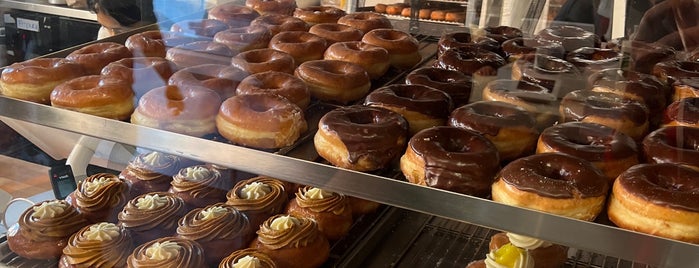 The Donut Man is one of PLACES TO GO- LA.