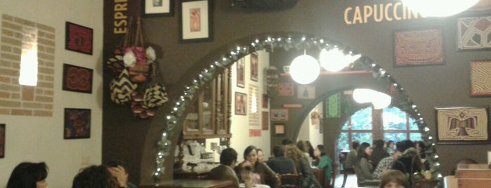 Café La Catedral is one of Eliana's Saved Places.