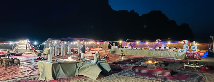 Wadi Rum Bedouin Camp is one of สถานที่ที่ Dirk ถูกใจ.