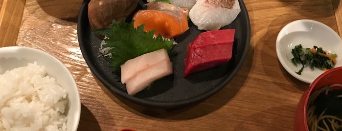 奥州ろばた センダイエキ天海 is one of 和食店 ver.2.