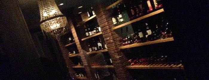 Vintage Wine Bar is one of @thensWineBars!.