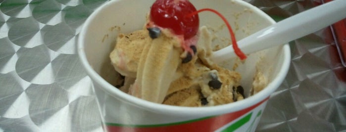 CherryBerry Yogurt Bar is one of Top 10 favorites places in Muskogee, OK.