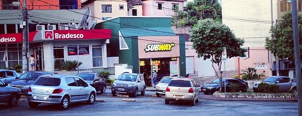 Subway is one of Lugares favoritos de Glaucia.