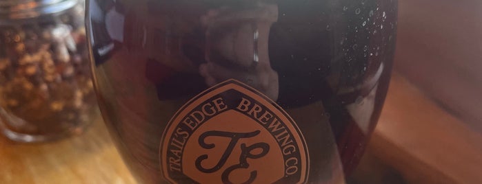 Trail’s Edge Brewery is one of Chicago area breweries.