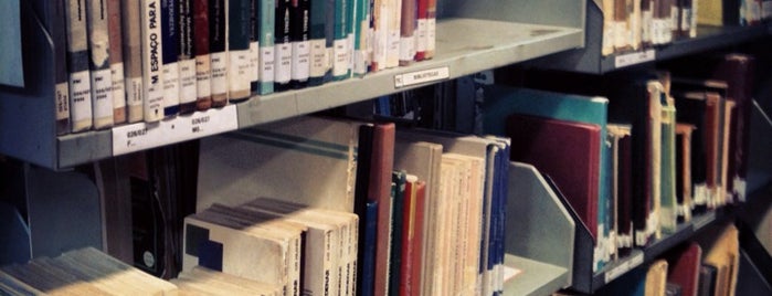 Biblioteca da FABICO is one of POA: Cultural ✓.