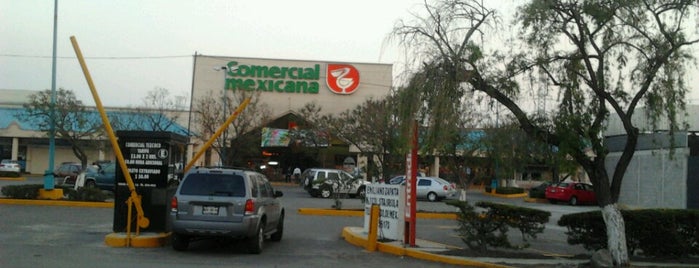 Comercial Mexicana is one of Tempat yang Disukai Carlos.