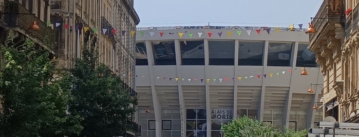 Stade Chaban Delmas is one of Orange et la Ligue 1.