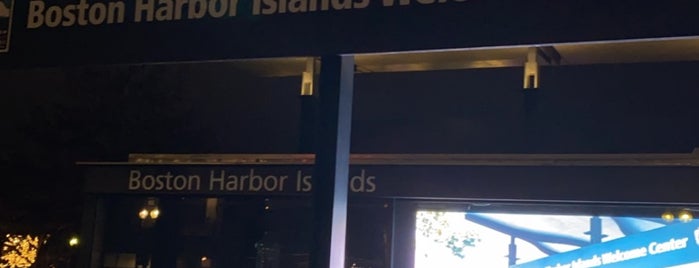 Boston Harbor Islands Welcome Center is one of Rs0ston.