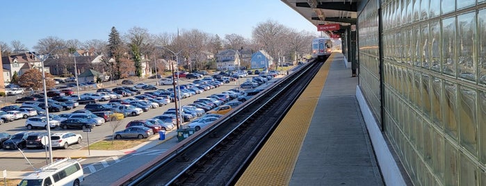 PATCO: Collingswood Station is one of PATCO Exit Tips.