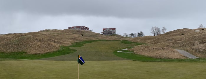Arcadia Bluffs is one of Golf Course Bucketlist.