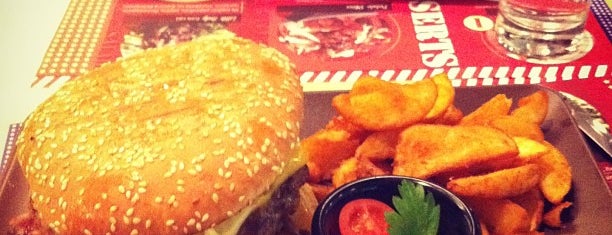 Yankees Grill & Burger is one of Heraklion.