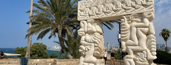 Statue of Faith / פסל האמונה is one of Tel Aviv.