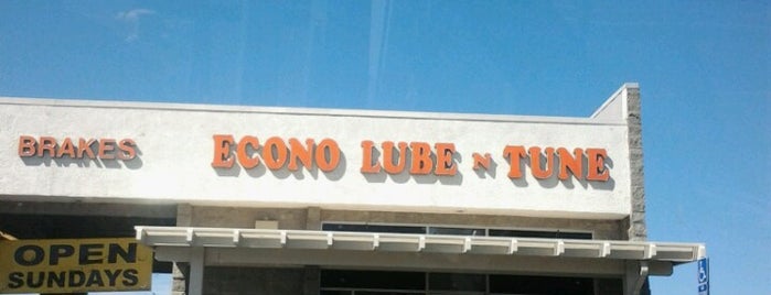 Econo Lube N' Tune & Brakes is one of Oliver’s Liked Places.