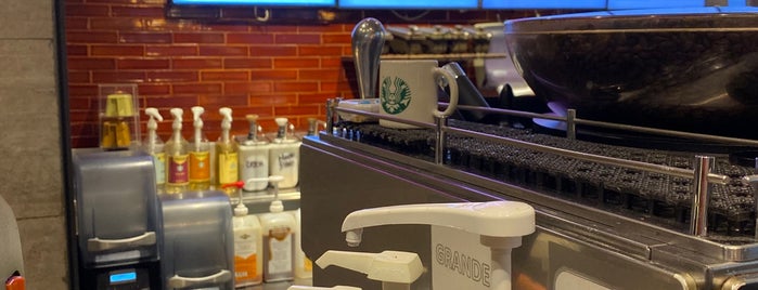 Starbucks is one of Digital Nomads in Riviera Maya.