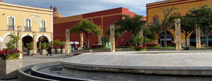 Plaza Constitución is one of Qro.