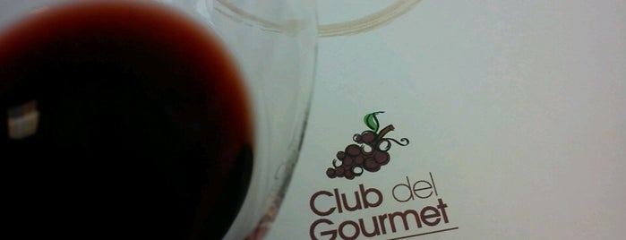 Club Del Gourmet is one of Karenina'nın Beğendiği Mekanlar.