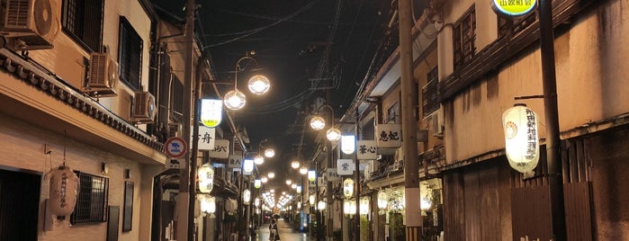 飛田新地青春通り is one of Osaka.