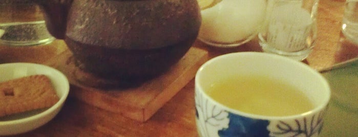 Apropo is one of Tea Places.