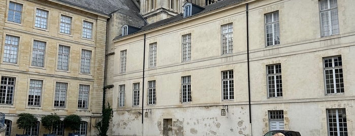 Musée Saint-Rémi is one of Reims.