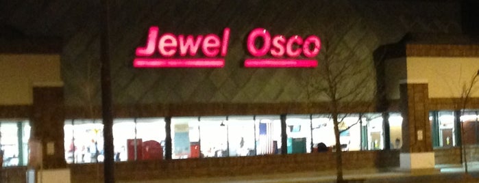 Jewel-Osco is one of Tempat yang Disukai Spencer.