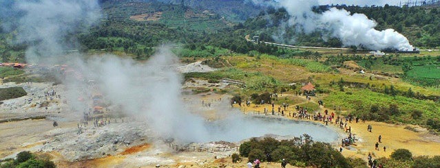 Kawah Sikidang is one of Dieng Plateau.