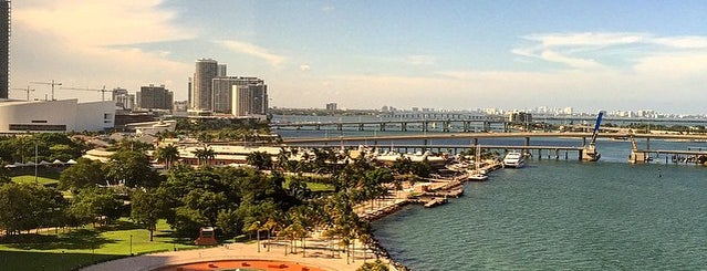 InterContinental Miami is one of Lugares favoritos de gary.