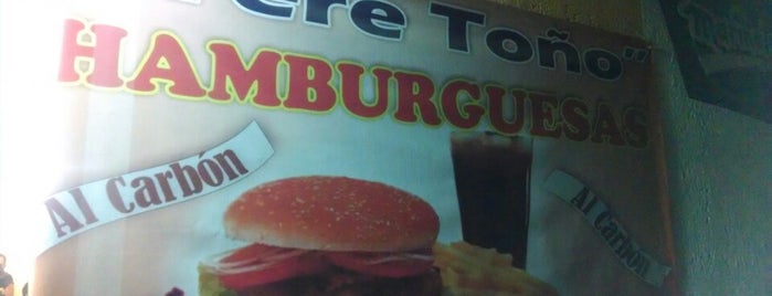 Hamburguesas Tere Y Toño is one of Aleさんのお気に入りスポット.